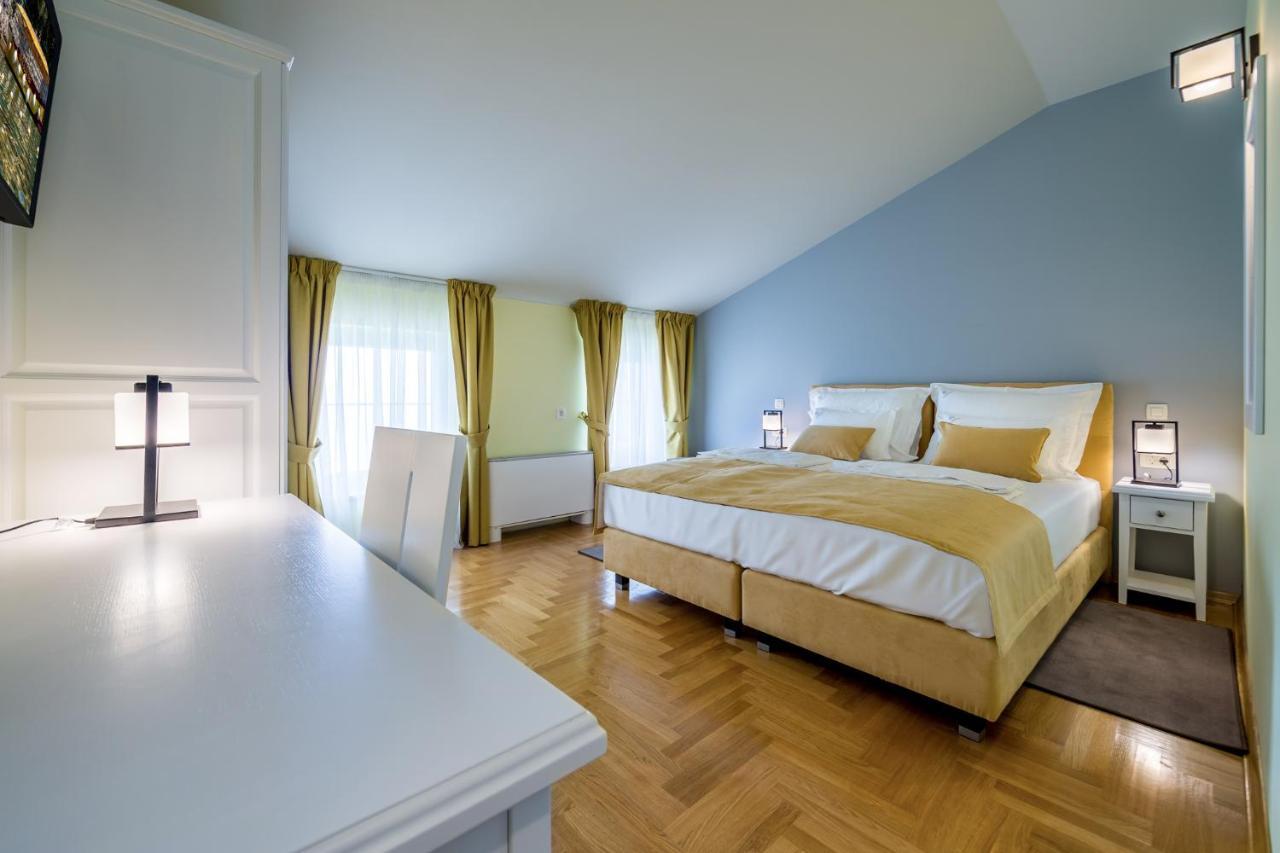 Hotel Domino Опатия Экстерьер фото