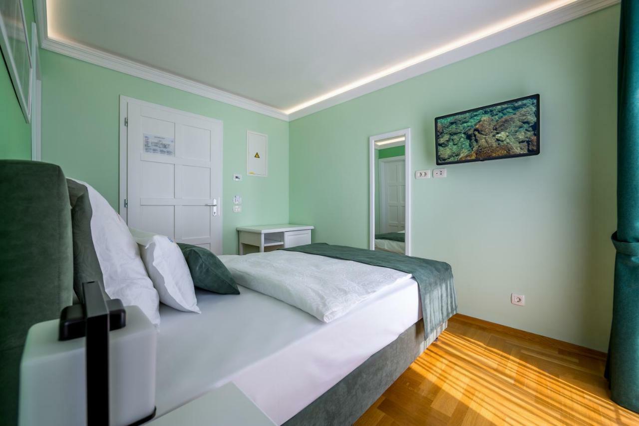 Hotel Domino Опатия Экстерьер фото