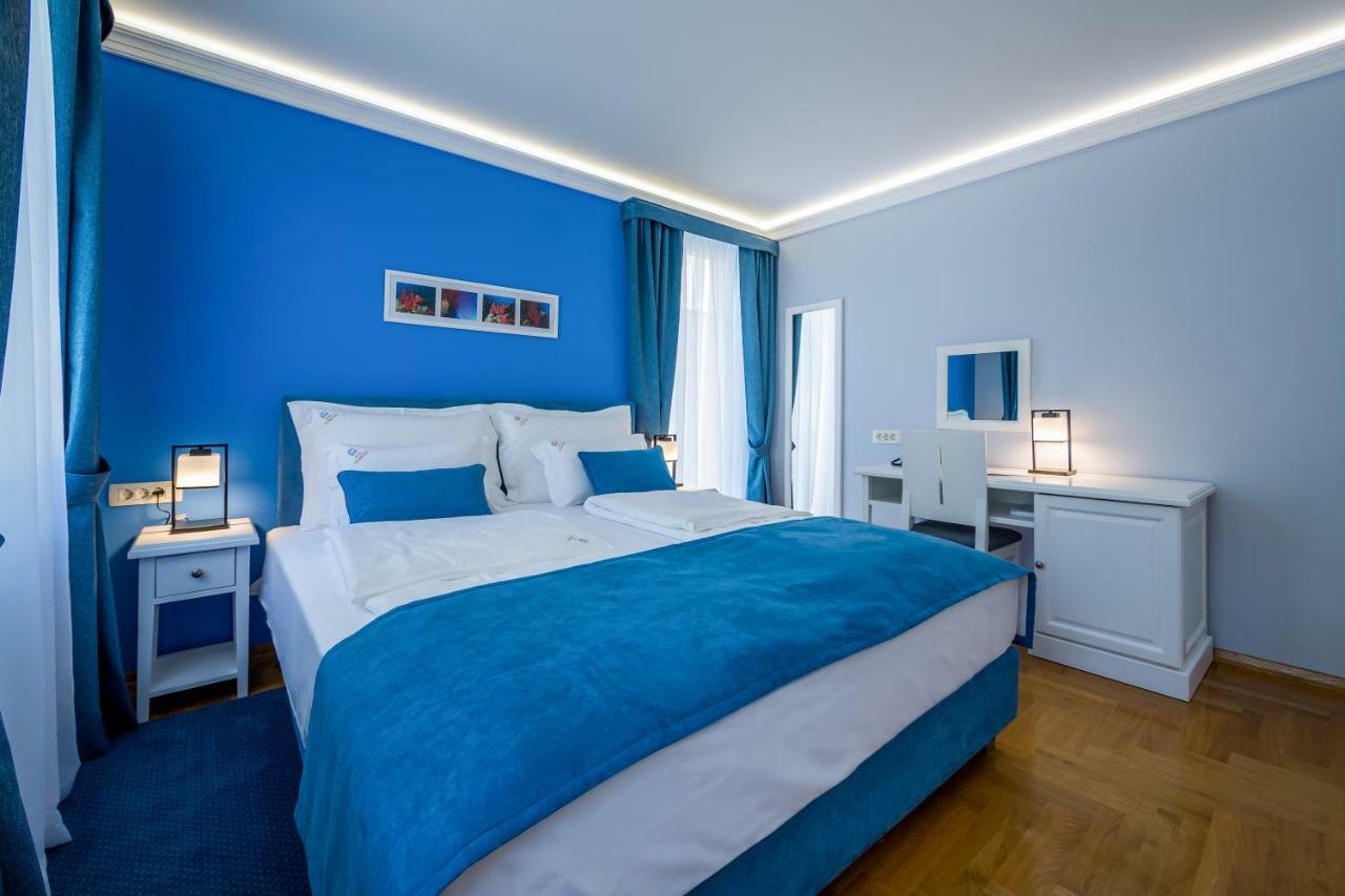 Hotel Domino Опатия Экстерьер фото