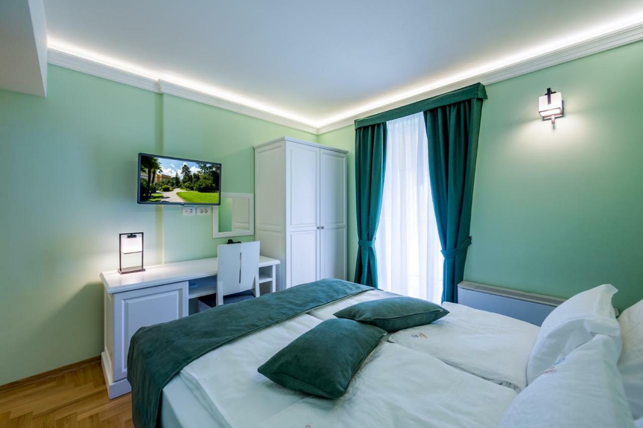 Hotel Domino Опатия Экстерьер фото