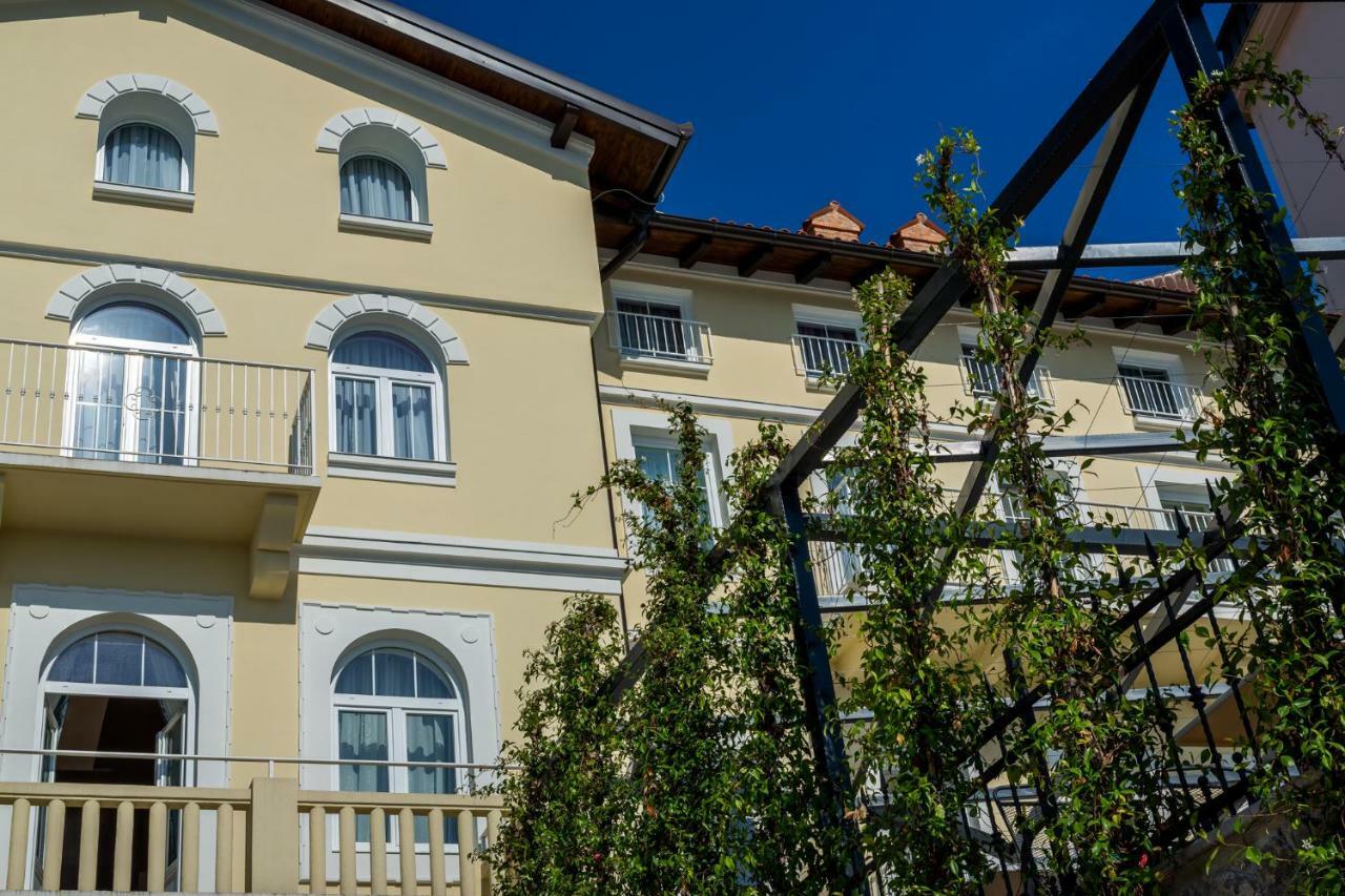 Hotel Domino Опатия Экстерьер фото